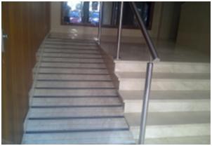 VESTIBULOS Y RAMPAS EN MARMOL